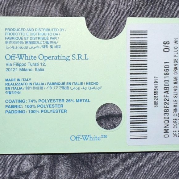 Off-White
logo-print messenger bag
FARFETCH - Picture 11 of 11